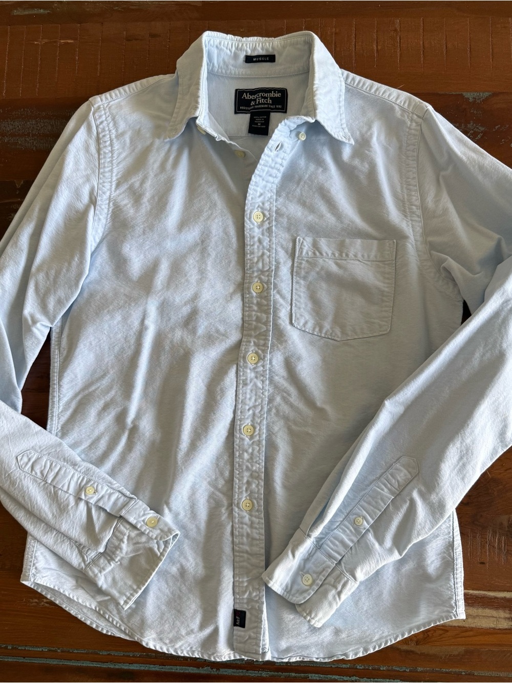 Abercrombie & Fitch Light Blue Button-Down Oxford Shirt! VINTAGE! Excellent! M